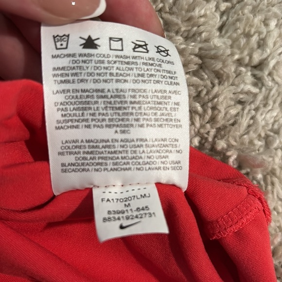 Nike Tank - Picture 4 of 4